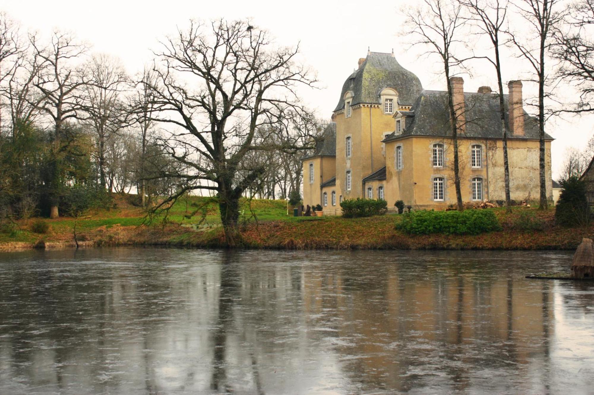 Chateau Du Bois Glaume Poligné Exterior photo